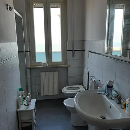 Celeste Appartamento Porto SantʼElpidio